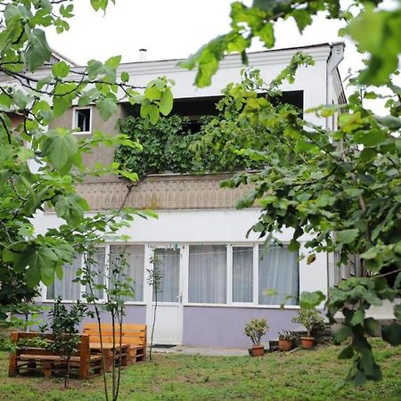 ApartHotel RioNi Kutaisi Esterno foto
