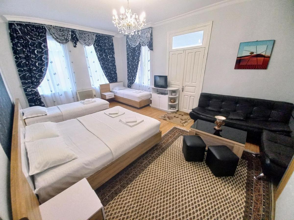 ApartHotel RioNi Kutaisi Esterno foto