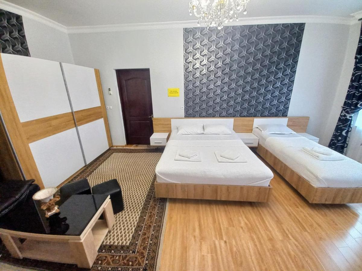 ApartHotel RioNi Kutaisi Esterno foto