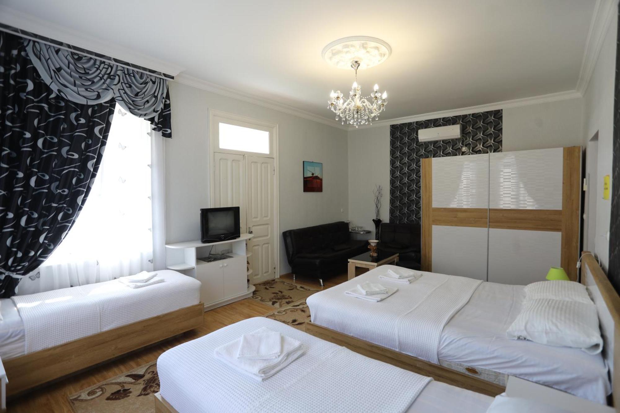 ApartHotel RioNi Kutaisi Esterno foto